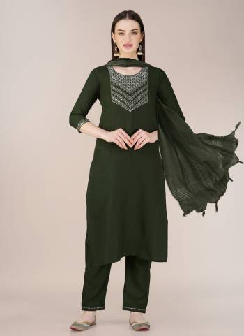 Garb These Beautiful Looking Readymade Suits.These Top And Bottom is Fabricated On Cotton Blend And Silk Blend Dupatta.Its Beautified With Designer Embroidery Work .