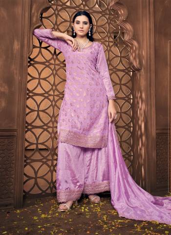 Attrective Looking These Plazzo Suit in Fine Colored Pair With Bottom And Dupatta.These Top Are Viscose Chinon And Dupatta Are Fabricated On Chinon Pair With Chinon Bottom.Its Beautified With Wevon Jacquard Designer, Embroidery Work.