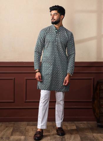 For A festive Wear,Grab These Readymade Kurta With Pyjama in Fine Colored.These Kurta is Fabricated On Khadi Silk And Art Silk Pyjama With Designer Chikankari Embroidery Work.Buy Now.