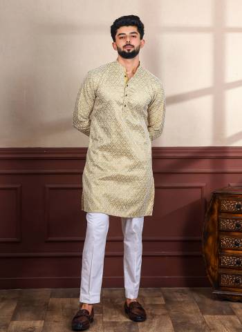 For A festive Wear,Grab These Readymade Kurta With Pyjama in Fine Colored.These Kurta is Fabricated On Khadi Silk And Art Silk Pyjama With Designer Chikankari Embroidery Work.Buy Now.