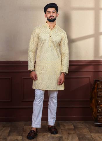 For A festive Wear,Grab These Readymade Kurta With Pyjama in Fine Colored.These Kurta is Fabricated On Khadi Silk And Art Silk Pyjama With Designer Chikankari Embroidery Work.Buy Now.