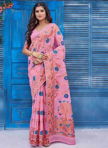 Looking These Saree in Fine Colored.These Saree And Blouse Is Linen Fabricated.Its Beautified With Wevon Jacquard Designer.