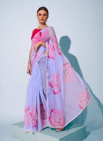 Attrctive These Fancy Saree in Fine Colored.These Saree Are Organza And Blouse is Fabricated On Art Silk Pair.Its Beautified With Disigner Printed.