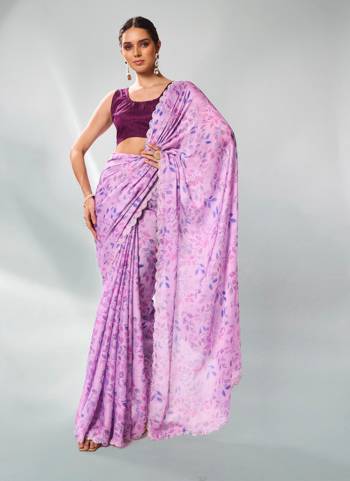 Attrctive These Fancy Saree in Fine Colored.These Saree Are Satin Georgette And Blouse is Fabricated On Art Silk Pair.Its Beautified With Disigner Printed.