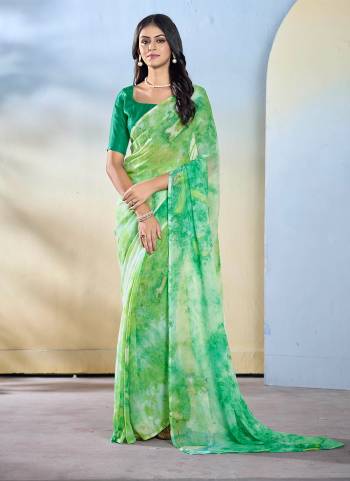 Grab These Festive Ready To Wear Saree in Fine Colored.These Saree is Fabricated On Georgette Pair With Mono Banglori Blouse.Its Beautified Designer Printed.