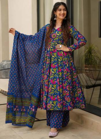 Attrective Looking These Beautiful Looking Readymade Suits.These Top And Bottom is Fabricated On Muslin And Muslin Dupatta.Its Beautified With Designer Digital Printed.