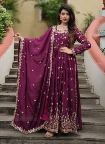 Attrective Looking These Beautiful Looking Readymade Plazzo Suits.These Top And Bottom is Fabricated On Chinon And Chinon Dupatta.Its Beautified With Designer Sequance Embroidery Work.