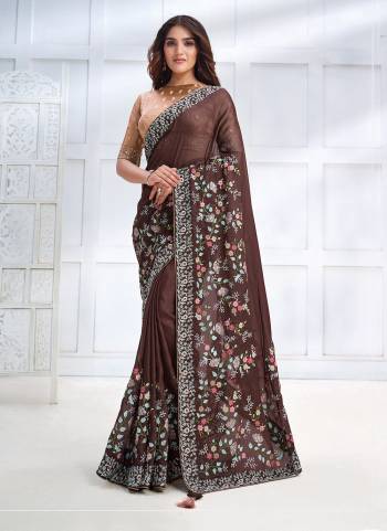 Look Attrective These Designer Party Wear Saree in Fine Colored.These Saree Are Two Tone Georgette Silk And Blouse Malai Satin Silk is Fabricated.Its Beautified Designer Embroidery Work.