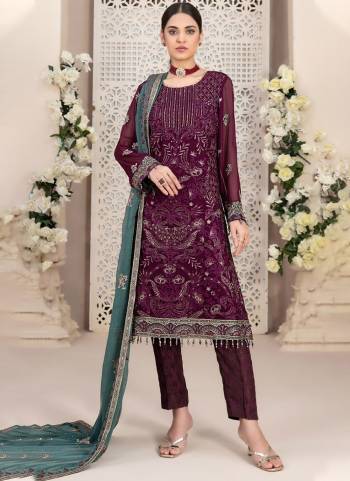 Garb These Designer Suit in Fine Colored Pair With Bottom And Dupatta.These Top Are Georgette And Dupatta Are Fabricated On Georgette Pair With Santoon Bottom.Its Beautified With Santoon Inner.Its Beautified With Heavy Designer Embroidery Work.