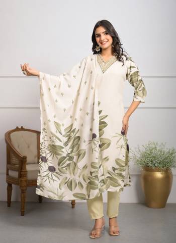 Attrective These Designer Suit in Fine Colored Pair With Bottom And Dupatta.These Top Are French Crepe And Bottom Are Fabricated On Rayon Pair With Organza Dupatta.Its Beautified With Designer Embroidery Work.