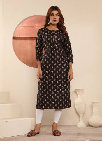 Grab These Beautiful Looking Readymade Kurti.These Kurti is Fabricated On Viscose Muslin.Its Beautified With Designer Printed With Pocket.