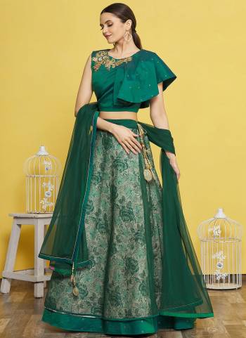 A Designer Look,Grab These  Lehenga Choli in Fine Colored.These Lahenga Are Jacquard And Blouse Are Taffeta Silk And Dupatta Are Fabricated On Net.Its Beautified With Designer Embroidery Work.