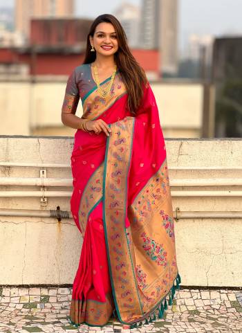 Attrective Look These Traditional Saree in Fine Colored.These Saree And Blouse is Fabricated On Soft Silk.Its Beautified With Weaving Paithani Meenakari Designer.