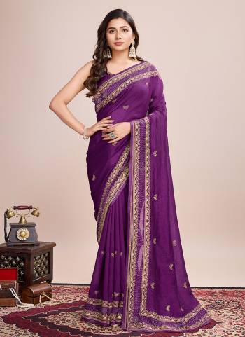 Garb This Partywear Saree Paired With Blouse.This Saree And Blouse Are Vichitra Silk Based Fabric With Designer Embroidery Work. Buy This Pretty Saree Now.