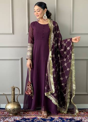 Attrective These Long Suit in Fine Colored Pair With Bottom And Dupatta.These Top Are Georgette And Bottom Are Fabricated On Art Silk Pair With Georgette Dupatta.Its Beautified With Designer Embroidery Work.