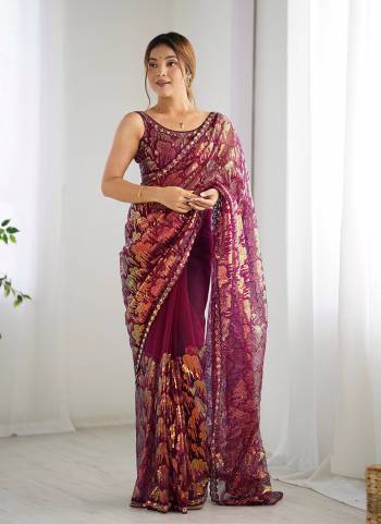 Garb These Party Wear Saree in Fine Colored.These Saree Are Mono Net And Blouse is Mono Net Fabricated.Its Beautified With Designer Heavy Sequance Embroidery Work.