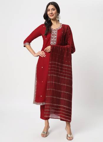 Garb These Beautiful Looking Readymade Suits.These Top Are Cotton And Bottom Are Cotton And Dupatta Are Viscose Fabricated.Its Beautified With Embroidery Work.