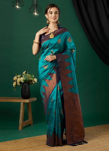 Looking These Party Wear Saree in Fine Colored Pair With Blouse.These Saree and Blouse Are Fabricated On Banarasi Silk.Its Beautified With Wevon Jari Designer.