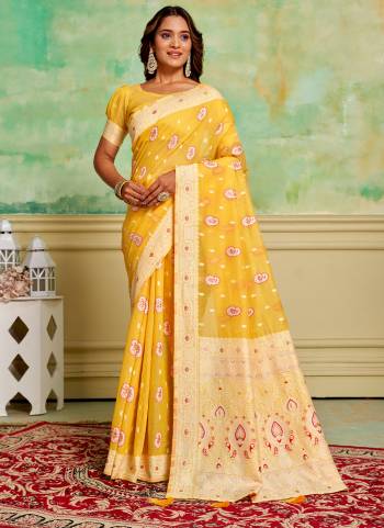 Looking These Saree in Fine Colored Pair With Blouse.These Saree and Blouse Are Fabricated On Cotton.Its Beautified With Wevon Thread Designer.