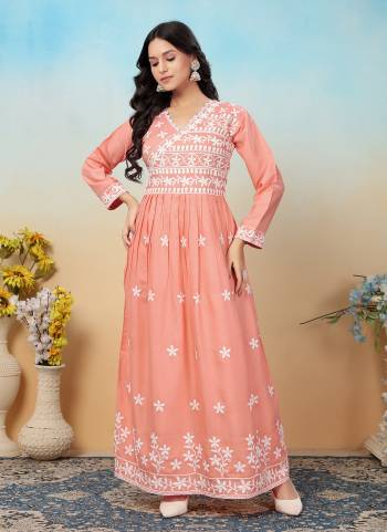 Looking These Beautiful Looking Readymade Long Kurti With Pant.These Long Kurti And Pant is Fabricated On Rayon.Its Beautified With Designer Chikankari Embroidery Work.