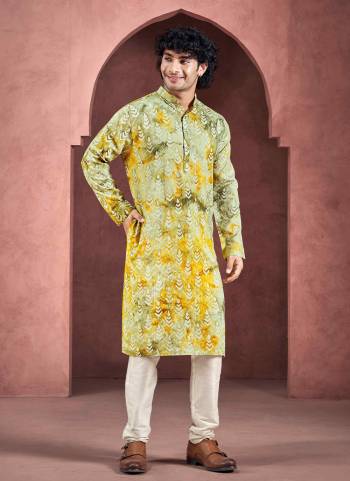 For A festive Wear,Grab These Readymade Kurta With Payjama in Fine Colored.These Kurta is Fabricated On Viscose And Art Silk Payjama With Wevon Designer Printed.Buy Now.