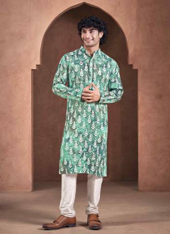 For A festive Wear,Grab These Readymade Kurta With Payjama in Fine Colored.These Kurta is Fabricated On Viscose And Art Silk Payjama With Wevon Designer Printed.Buy Now.