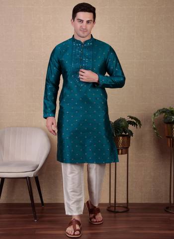 For A festive Wear,Grab These Readymade Kurta With Payjama in Fine Colored.These Kurta Are Jacquard Silk And Payjama is Fabricated On Art Silk With Wevon Designer Mirror Embroidery Work.Buy Now.