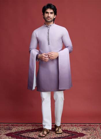 For A Festive Wear,Grab These Readymade Kurta With Dupatta Pair in Fine Colored.These Kurta And Dupatta Are Rayon Fabricated on Pair.Its Beautified With Reall Mirror Work.