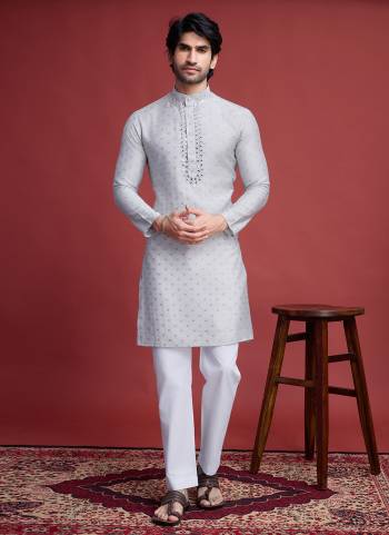 For A festive Wear,Grab These Readymade Kurta in Fine Colored.These Kurta is Faibricated On Viscose With Designer Mirror Work. Buy Now.