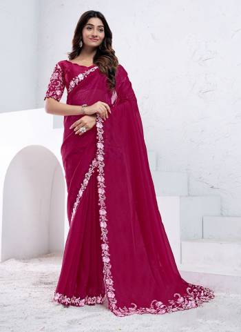 Look Attrective These Designer Party Wear Saree in Fine Colored.These Saree Are Crepe Shimmer Silk And Blouse Japan Poly is Fabricated.Its Beautified Desiger Hand Work.