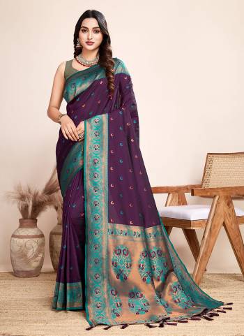 Garb This Partywear Saree Paired With Blouse.This Saree And Blouse Are Jacquard Silk Based Fabric With Heavy Wevon Designer. Buy This Pretty Saree Now.