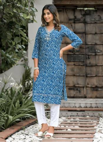 Looking These Beautiful Looking Readymade Top With Bottom.These Top Are Cotton And Bottom Are Cotton Fabricated.Its Beautified With Disigner Printed With Mirror Hand Work.