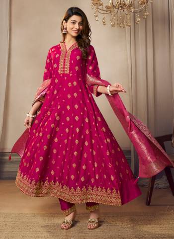 Looking These Beautiful Looking Readymade Anarkali Suits.These Top Are Silk And Bottom Are Silk And Dupatta Are Banarasi Silk Fabricated.Its Beautified With Disigner Heavy Embroidery Work With Printed .