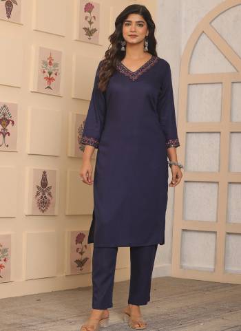 Attrective These Party Wear Kurti With Bottom in Fine Colored.These Kurti And Bottom Are Fabricated On Rayon.Its Beautified With Designer Embroidery Work.