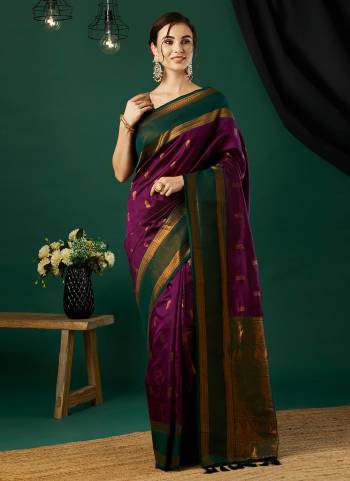 Attrective These Party Wear Saree in Fine Colored Pair With Blouse.These Saree and Blouse Are Fabricated On Banarasi Silk.Its Beautified With Wevon Jari Designer.