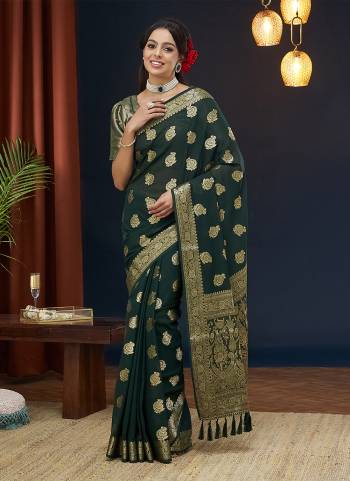 Grab These Party Wear Saree in Fine Colored Pair With Blouse.These Saree and Blouse Are Fabricated On Georgette.Its Beautified With Wevon Jacquard Designer.