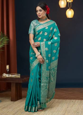 Grab These Party Wear Saree in Fine Colored Pair With Blouse.These Saree and Blouse Are Fabricated On Georgette.Its Beautified With Wevon Jacquard Designer.