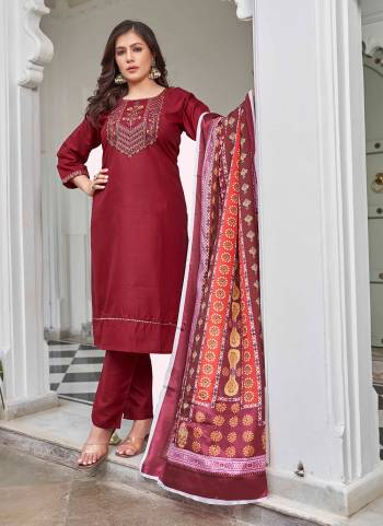 Attrective These Beautiful Looking Readymade Suits.These Top And Bottom Are Magic Cotton And Dupatta is Fabricated On Organza.Its Beautified With Designer Embroidery Work,Printed.