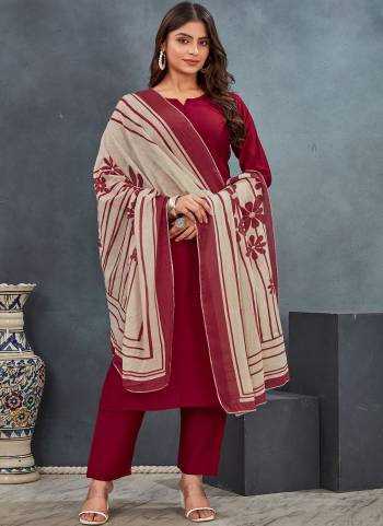 Attrective These Beautiful Looking Readymade Suits.These Top And Bottom Are Roman Silk And Dupatta is Fabricated On Cotton.Its Beautified With Solid Designer,Printed.