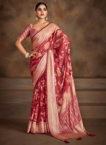 Looking These Party Wear Saree in Fine Colored.These Saree Are Moss Brasso And Blouse is Fabricated On Moss Brasso Pair.Its Beautified With Wevon Brasso Designer Work.