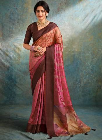 Looking These Party Wear Saree in Fine Colored.These Saree Are Jacquard Silk And Blouse is Fabricated On Jacquard Silk Pair.Its Beautified With Wevon Jacquard Designer.