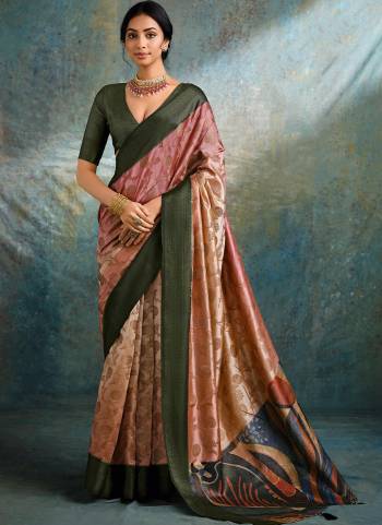 Looking These Party Wear Saree in Fine Colored.These Saree Are Jacquard Silk And Blouse is Fabricated On Jacquard Silk Pair.Its Beautified With Wevon Jacquard Designer.