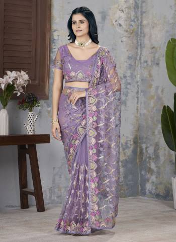 Looking These Party Wear Saree in Fine Colored.These Saree Are Butterfly Net And Blouse is Butterfly Net Fabricated.Its Beautified With Designer Foil Thread,Aari Dori Embroidery Work.