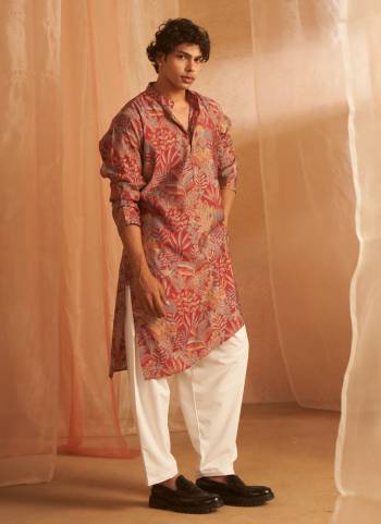 For A festive Wear,Grab These Readymade Kurta With Payjama in Fine Colored.These Kurta is Fabricated On Modal Silk And Art Silk Bottom With Designer Printed.Buy Now.