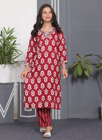 Attrective These Party Wear Kurti With Bottom in Fine Colored.These Kurti And Bottom Are Fabricated On Rayon.Its Beautified With Designer Printed With Embroidery Work.