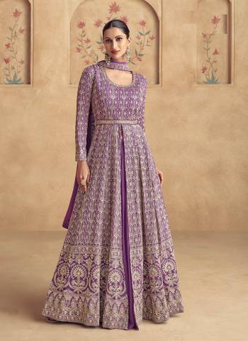 Attrective These Party Wear Anarkali Suit in Fine Colored Pair With Bottom And Dupatta.These Top Are Georgette And Dupatta Are Georgette And Pair With Santoon Bottom.Its Beautified With Santoon Inner.Its Beautified With Heavy Designer Embroidery Work.