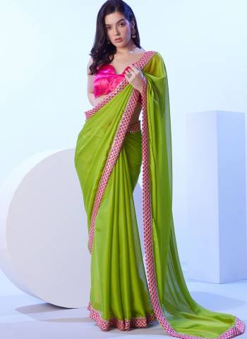 Attrctive These Fancy Saree in Fine Colored.These Saree Are Moss And Blouse is Fabricated On Art Silk Pair.Its Beautified With Solid Disigner With Lace.