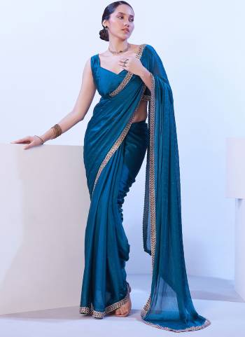 Attrctive These Fancy Party Wear Saree in Fine Colored.These Saree Are Blomming Satin Chiffon And Blouse is Fabricated On Art Silk Pair.Its Beautified With Solid Disigner With Lace.