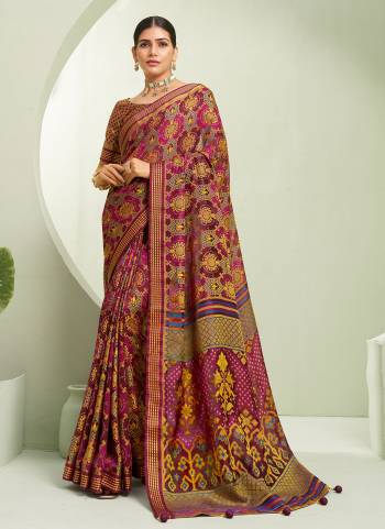 Looking These Party Wear Saree in Fine Colored.These Saree Are P V Georgette And Blouse is Fabricated On P V Georgette.Its Beautified With Wevon Pallu Border Designer With Printed Saree.