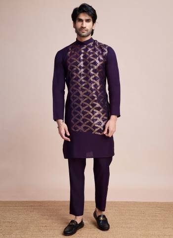 For A Festive Wear,Grab These Readymade Kurta Pair in Fine Colored.These Kurta Are Silk Fabricated on Pair.Its Beautified With Designer Thread,Sequance Embroidery Work.